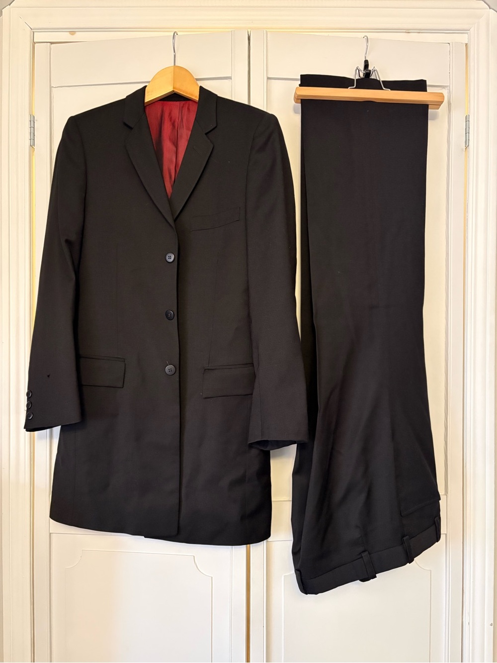 Men's Black Two-Piece Suit Jacket & Trousers - Tailored Formal Set